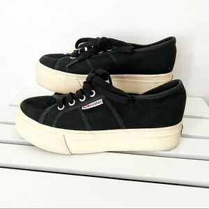 SUPERGA PLATFORM sneakers shoe Black Cream‎ HOT 🔥 Euc SIZE 6 1/2 US sz 6.5